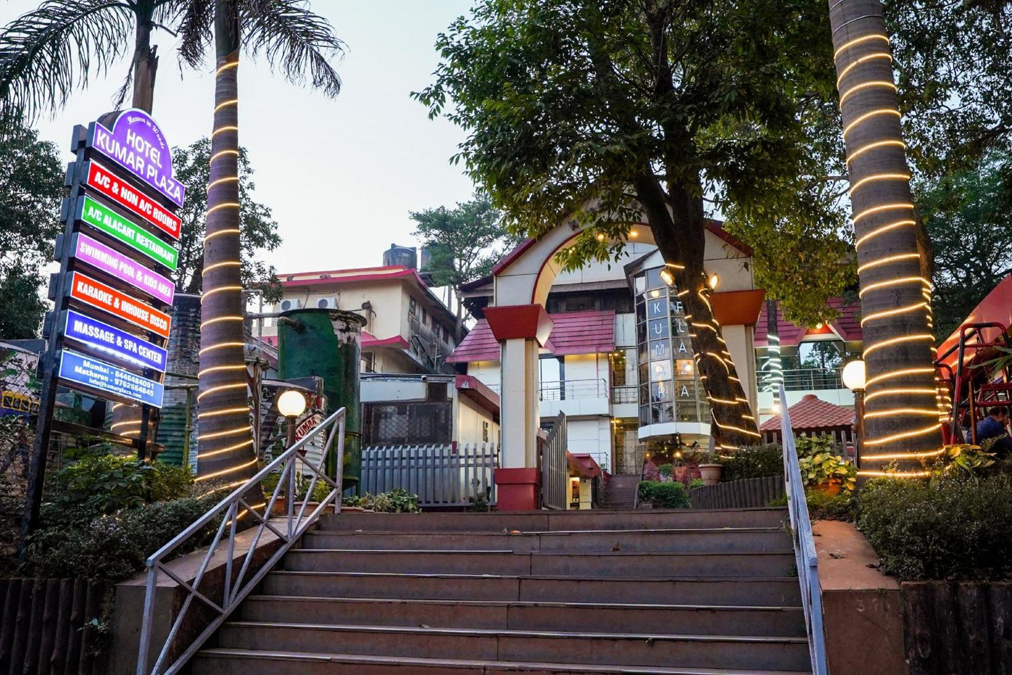 Hotel Kumar Plaza Matheran Exterior photo