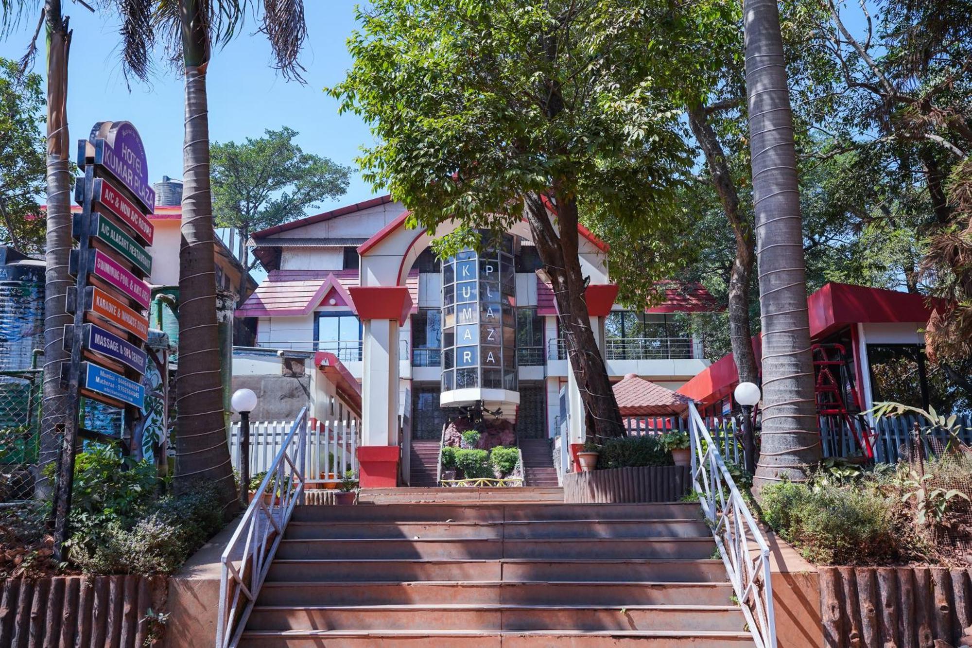 Hotel Kumar Plaza Matheran Exterior photo