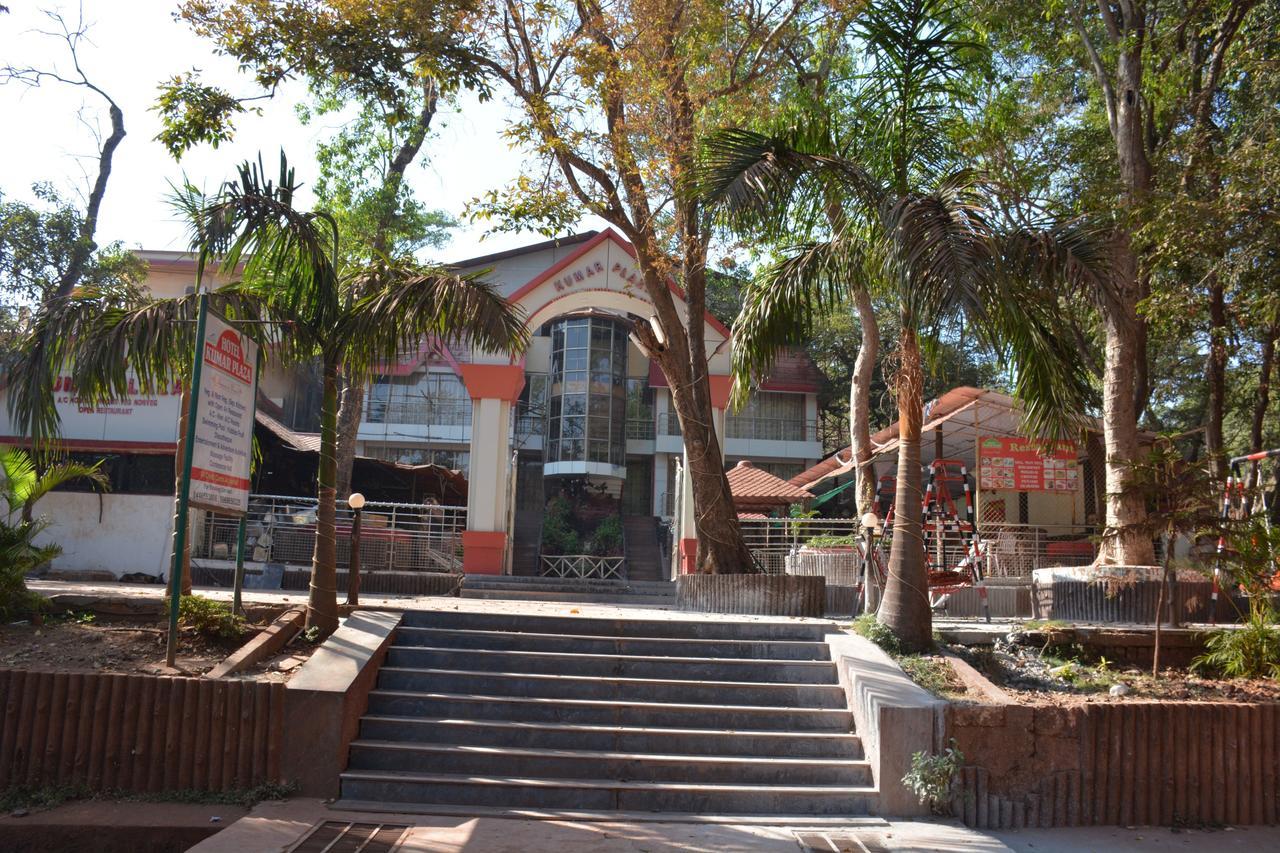 Hotel Kumar Plaza Matheran Exterior photo