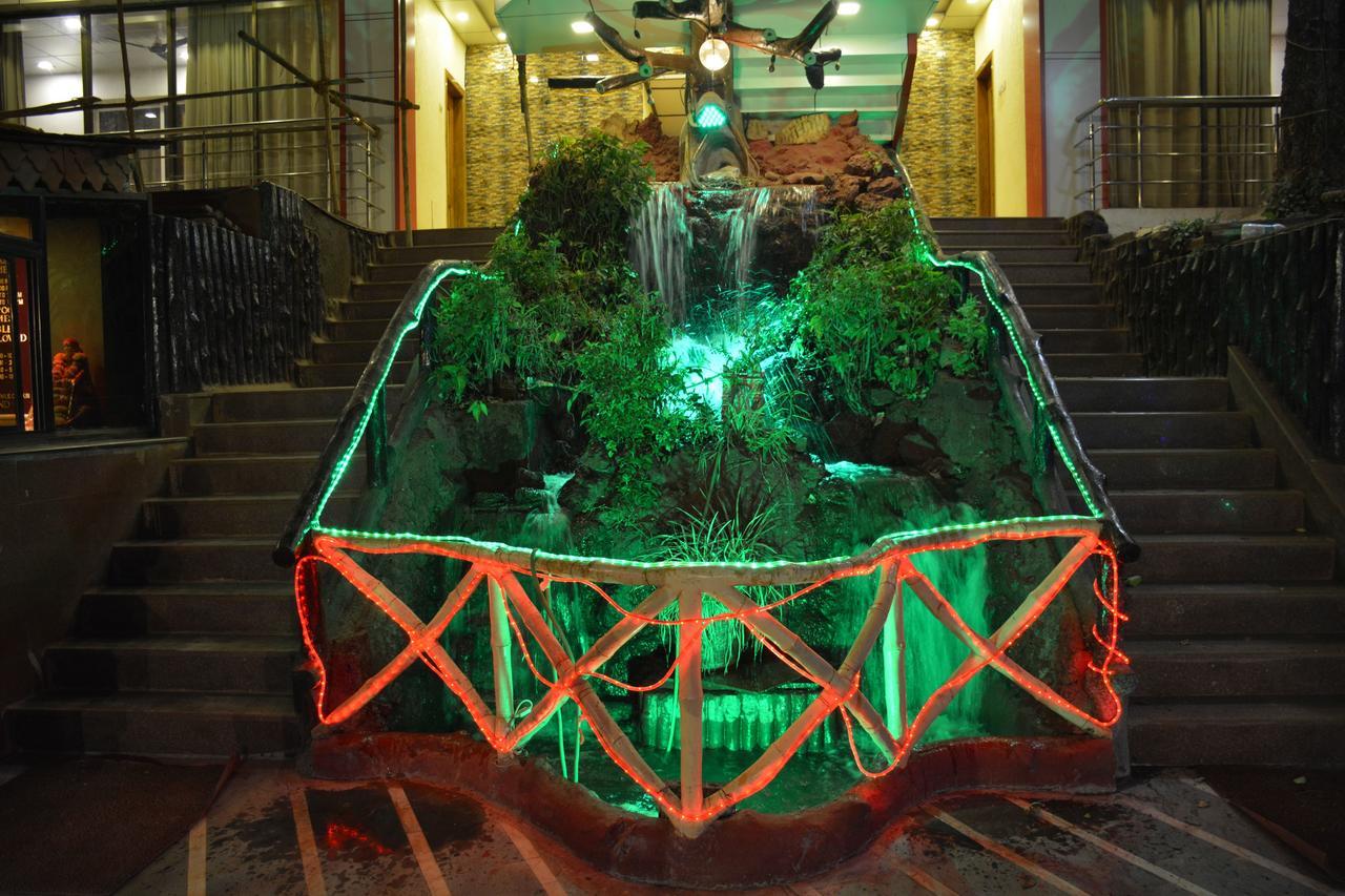 Hotel Kumar Plaza Matheran Exterior photo
